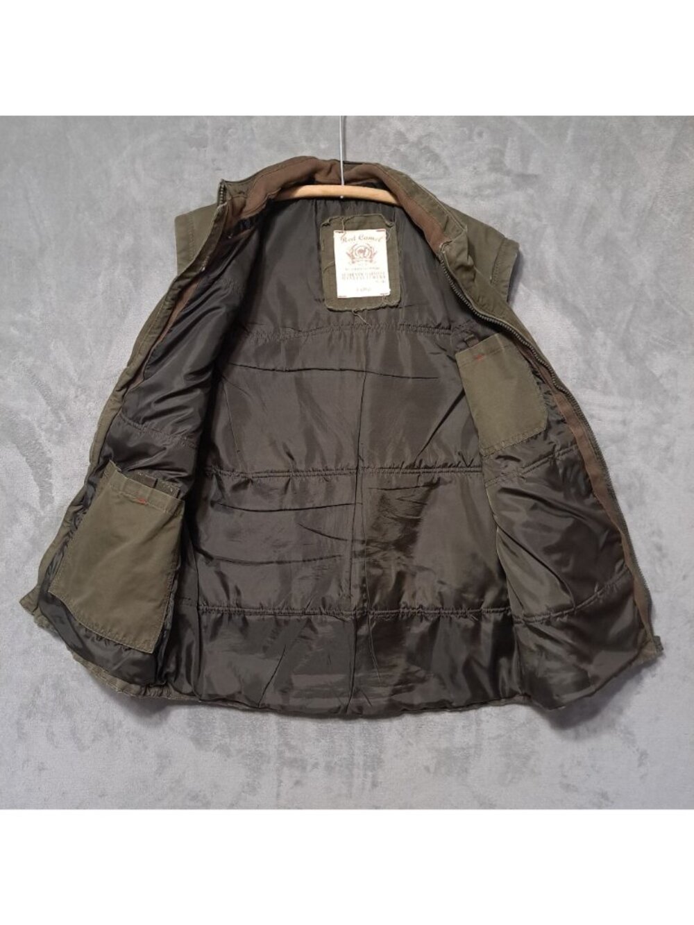 Red Camel LARGE Green Full Zip Vest Sleeveless Lined Pockets Zip Closure Style - Picture 3 of 16